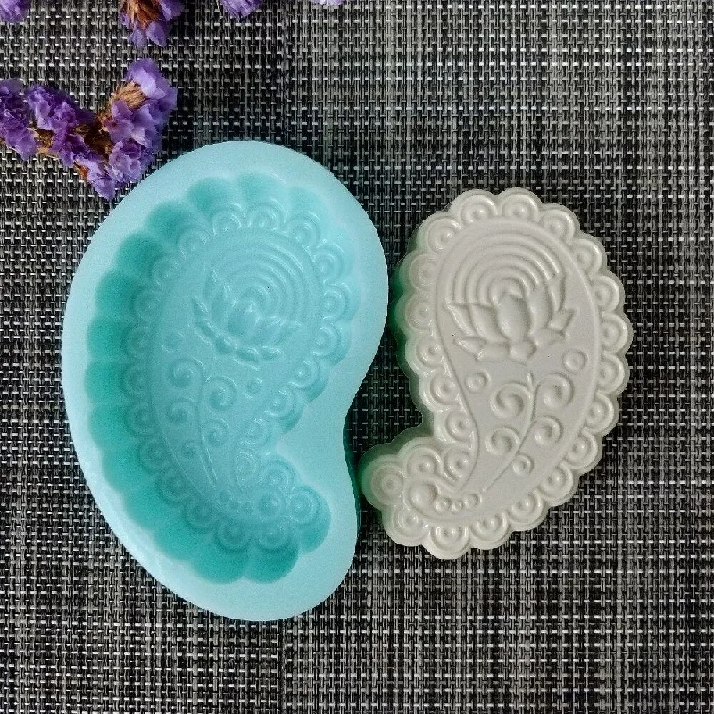 Large Paisley silicone mould