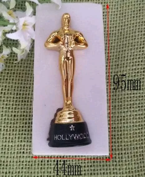 Oscar Trophy silicone mould, 7.5x2.5cm