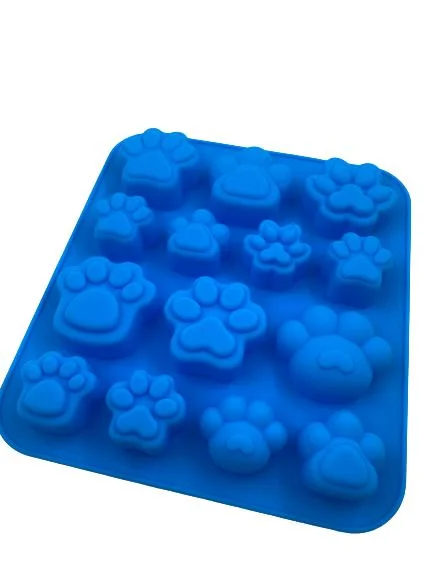 Silicone Mould Wild Baby Paws