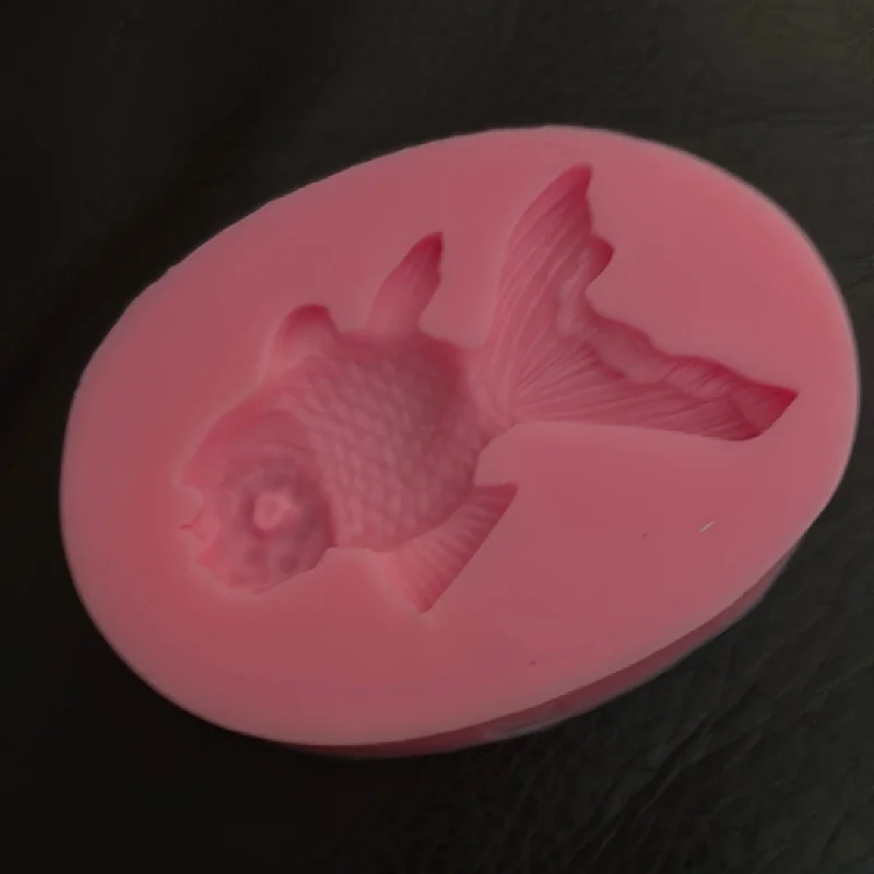 Silicone mould fish