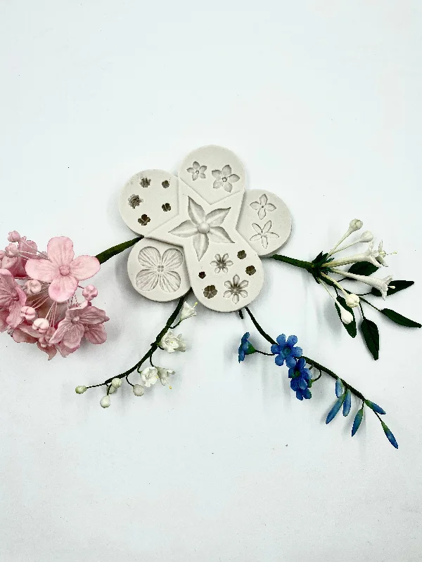 Various Wild flower silicone mould, center flower 4cm